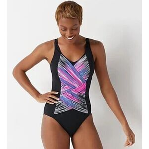 D&CO Multicolored Sz 8 Beach Pool Built in Bra Adjustable Straps 1 Pc Swimsuit